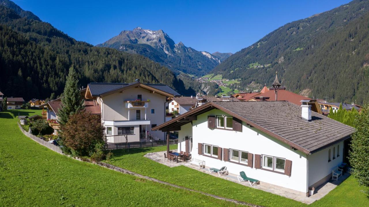 Ahorn Chalet Майрхофен Экстерьер фото